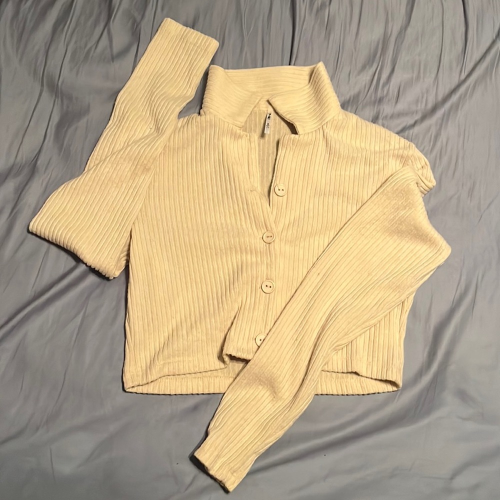 Crop button down long sleeve